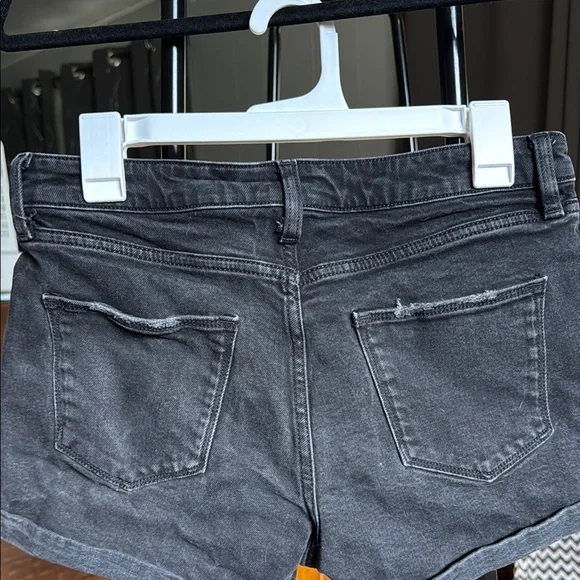 Arizona Jean Company Women's Black Denim Shorts - Picture 2 of 3